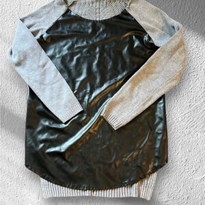 Alloy Apparel Sweater Large